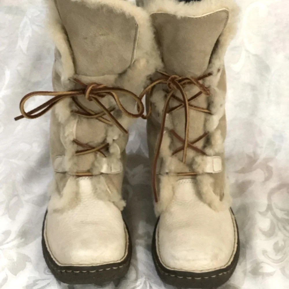 Born Vintage Suede Leather Shearling Lined Square Toe  Cream Winter Boots size 7